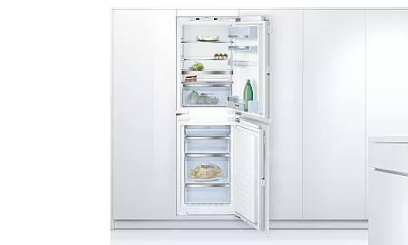 Der Klassiker bei den Kühl- und Gefriergeräten ist eine großzügige Einbau-Kühl-Gefrier-Kombination.