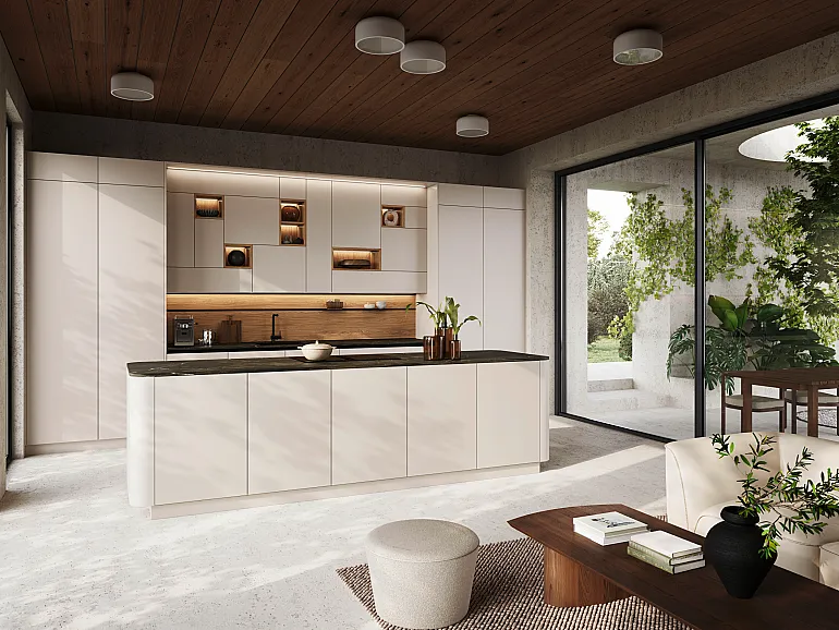 Helle Rotpunkt Inselküche mit organischen, abgerundeten Formen