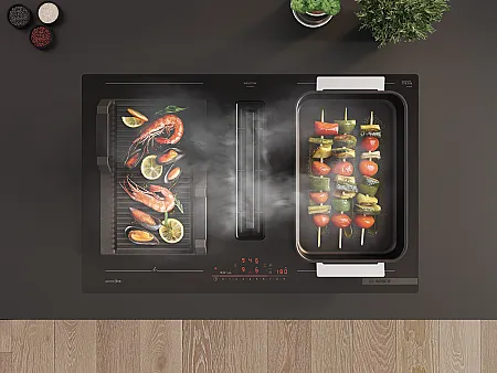 Mattschwarzes Bosch Induktionskochfeld mit XL Flex Zonen