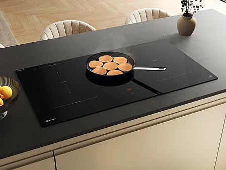 Bauknecht HeatControl Kochfeld mit Sensoren zur Temperatursteuerung und Flächeninduktion
