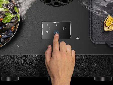 BORA Kochfeld mit hochauflösendem 5-Zoll-Touchdisplay