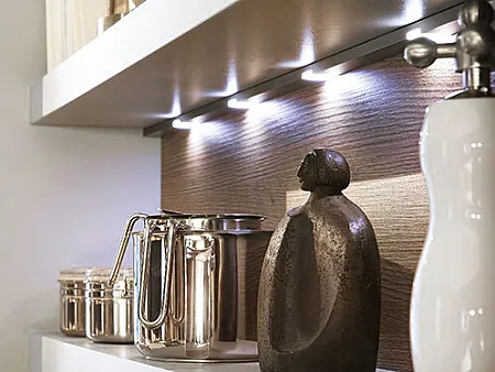 Keuken met moderne verlichting
