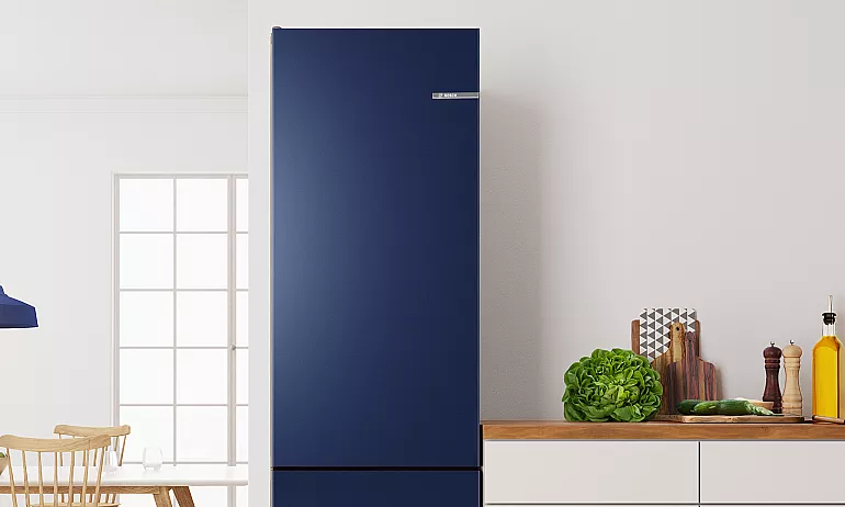 Blauer Kühlschrank
