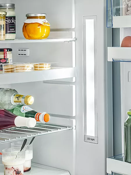 Kühlschrank mit LED Licht