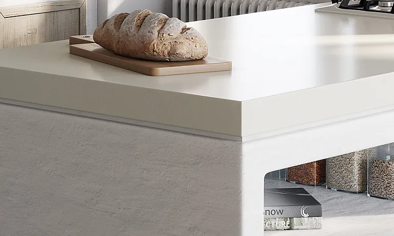 Küche mit dicker Arbeitsplatte