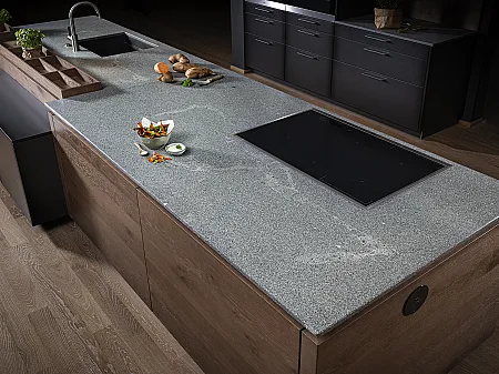 Kücheninsel mit STRASSER Granit Arbeitsplatte