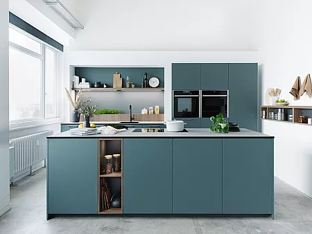 Rotpunkt Küchen blau grün