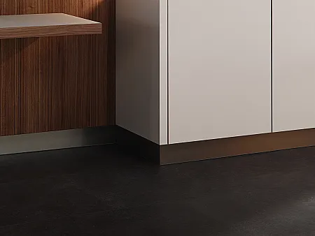Küchensockel in zwei Farben