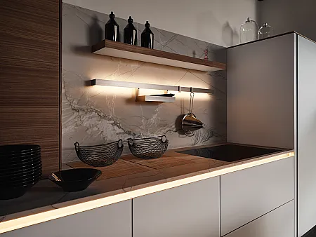 Küche mit Beleuchtung - Sachsenküchen, beleuchtete Griffspur