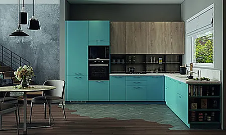 L-Küche in Blau und Holzdekor