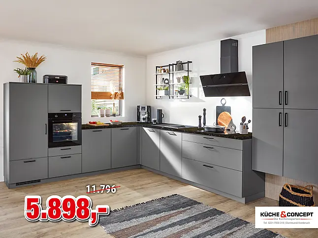 Stylische Winkelküche mit Fronten und Korpus in Taupegrau