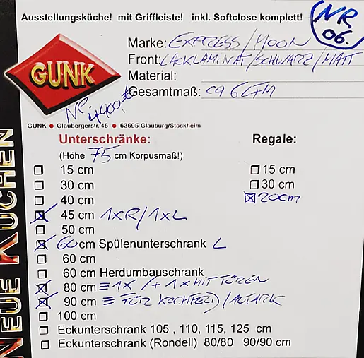 Top Ausstellungsküche / Front in Matt schwarz/ Lacklaminat / Nr.06