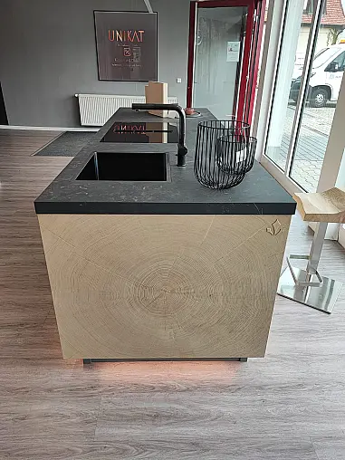 "Del Curto Woodmark Kitchen" Außergewöhnliche Kücheninsel mit Hirnholz Wangen