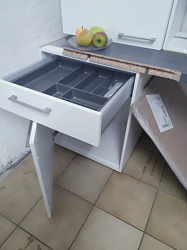Aussellungsküche / weiß matt/ kompl. mit Softclose/ Nr.05