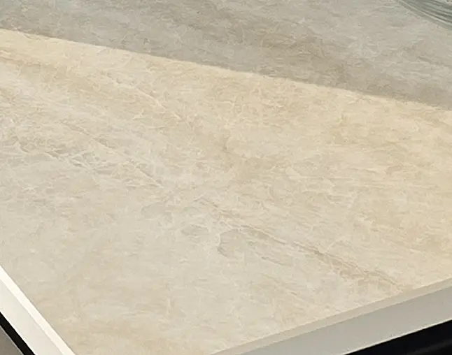 TOP-MIELE-GERÄTEAUSSTATTUNG mit Backofen, Dampfbackofen und Kaffeevollautomat! berbel Muldenlüfter mit permalyt-Filter &amp; Induktionskochfeld! Komfortabel höher platzierter Geschirrspüler! Weinklimaschrank &amp; großer Kühlschrank mit 4-Sterne-Gefrierfach!