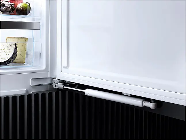 Miele KFN 7795 D Einbau-Kühl-/Gefrier-Kombination weiß / D