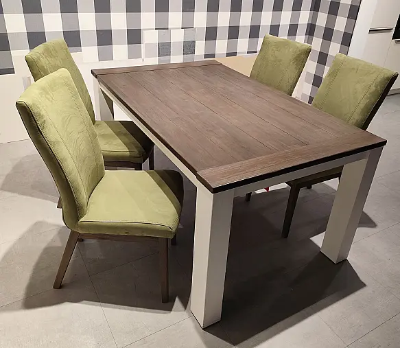 Essgruppe Massivholz Esstisch ausziehabr mit 4 Stühlen Stoffbezug Dolomit grün modernes Design Abverkauf Ausstellungsstücke im Komplett-Set