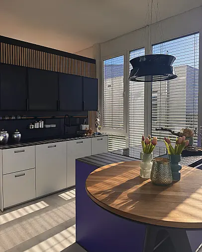 Ultramarin samtmatt/Glas matt kristallgrau