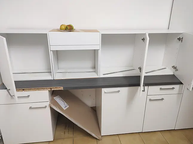 Aussellungsküche / weiß matt/ kompl. mit Softclose/ Nr.05