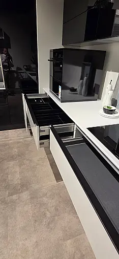 Glas Tec Plus 16W ESG-Glas weiß lackiert