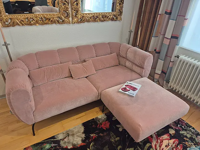 Sofa mit Hocker