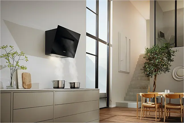 Miele DAH 1650 Active Kopffrei-Dunstabzugshaube obsidianschwarz / B