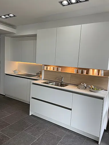 Musterküche SLC lotusweiss smartlaque samtmatt