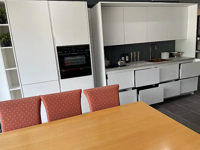 SieMatic Modell SLC -LSZ lotusweiss samtmatt