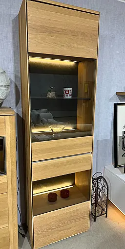Vitrine in Eiche Bianco gebürstet