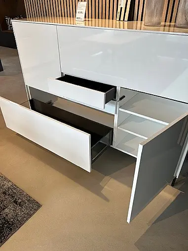 Highboard Ballerina
