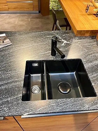 Eleganz trifft auf natürliche Materialien