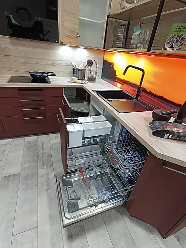 Moderne L-Küche Easytouch Rostrot
