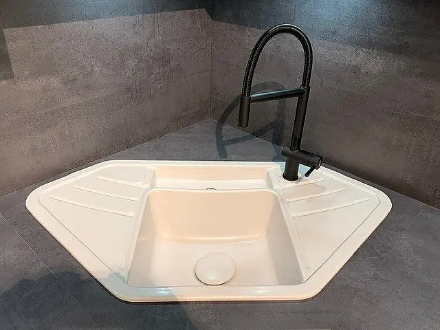 moderne Landhausküche zum Sonderpreis!