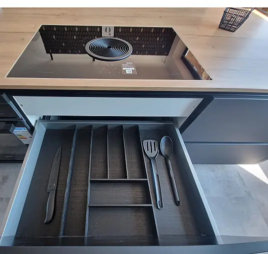 MIT BORA &amp; BOSCH ACCENT LINE