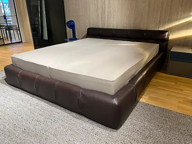 Lederbett inkl. Lattenrost und 7-Zonen-Taschenfederkern-Matratze