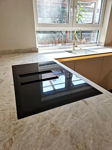 Moderne Ballerina Designküche mit Smartglas