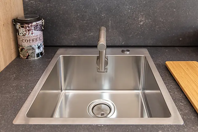 moderne Küche in Holz-Optik (Nr.12)