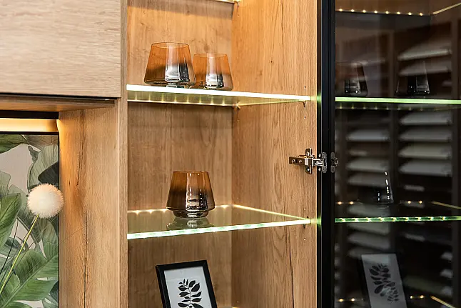 moderne Küche in Holz-Optik (Nr.12)