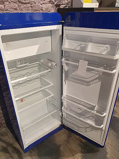 Sehr schöner Smeg Kühlschrank in einmaligen Design