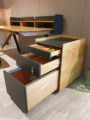 pisa Schreibtisch mit Container mit Großraumlade