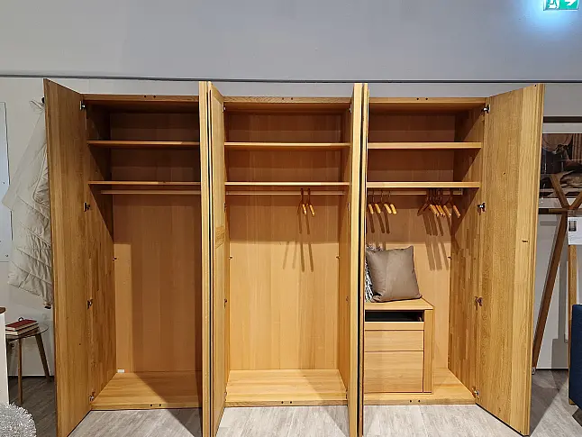 Soft Drehtürenschrank 12