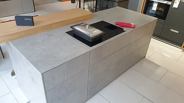 NX950
