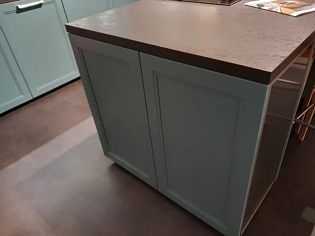 57.120 FIA Massiv Holz/Furnier Esche blau-grau Seidenglanz