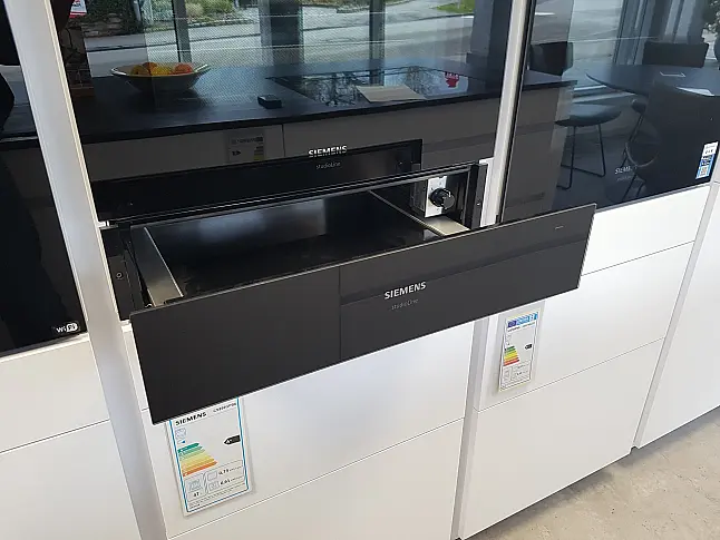 Siemens BI830CNB1 StudioLine Wärmeschublade