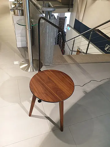 hi! Beistelltisch Holz + hi! Leseleuchte