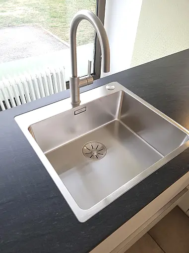 L-Küche mit Miele Geräten