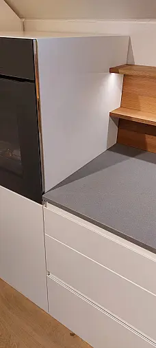 Schreinerküche // hochwertige, exklusive und individuell angefertigte Schreinerküche aus der Möbelmanufaktur Kann // Abverkaufsküche