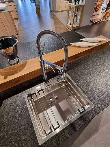 AV 7030 BlackStar / AV5095 GL Symbiose aus Glas und Stein