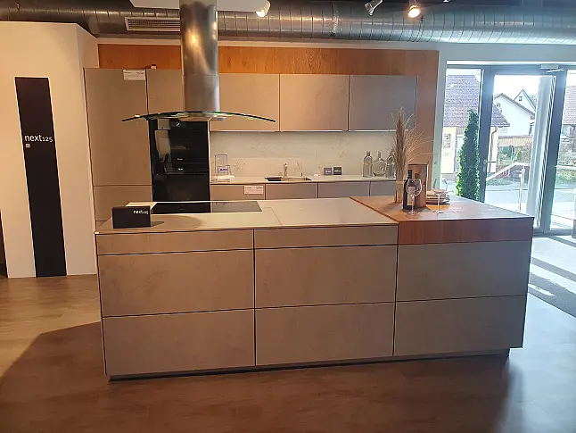 NX 950  Luxus Pur