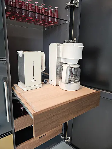 Valcucine Hochschränke wandhängend